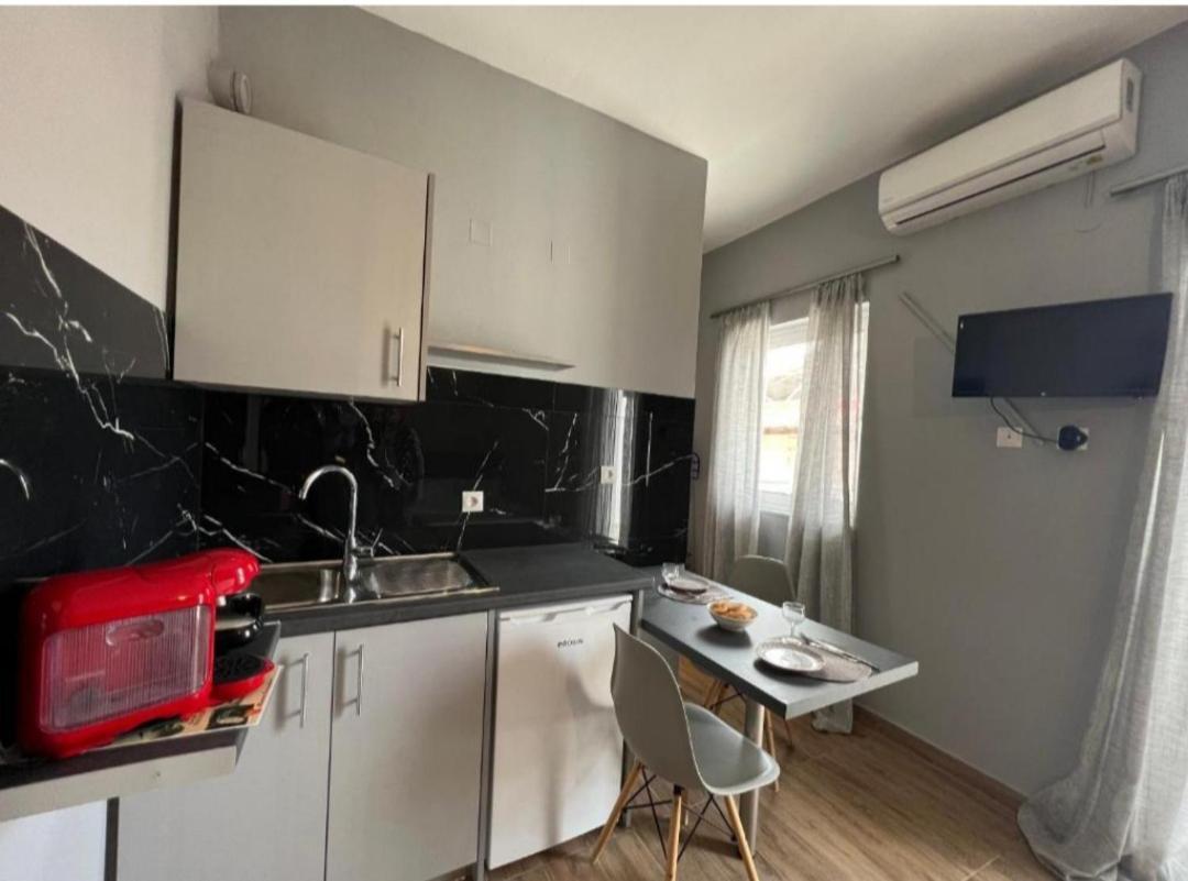 Spiros Apartment In The Center Of Preveza Dodonis 32 Exterior foto